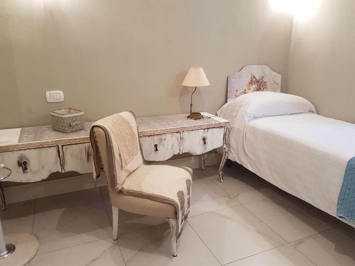 Villa Liberty Ofelia Locazioni Brevi Cagliari Exterior foto