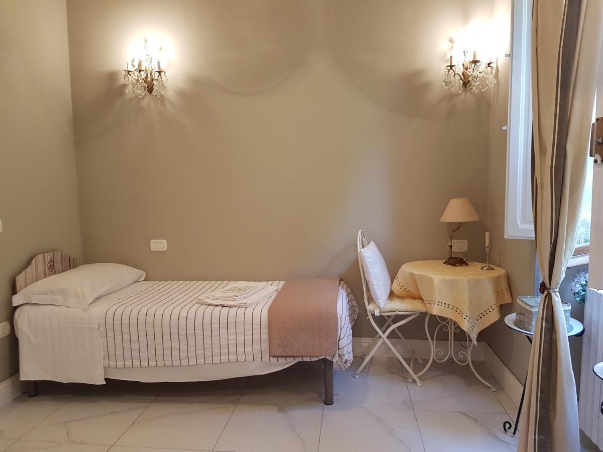 Villa Liberty Ofelia Locazioni Brevi Cagliari Exterior foto